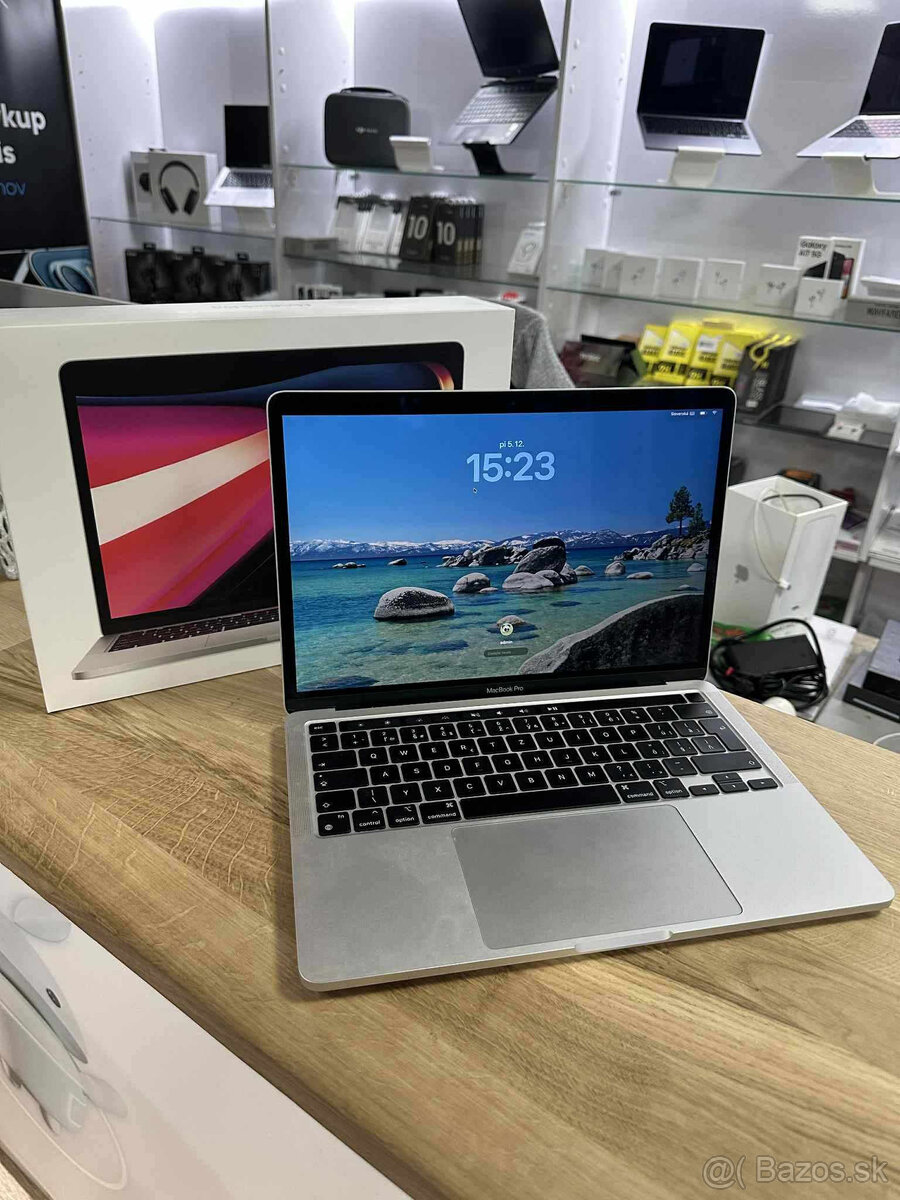 Macbook Pro M1 1TB, 16GB RAM - 4