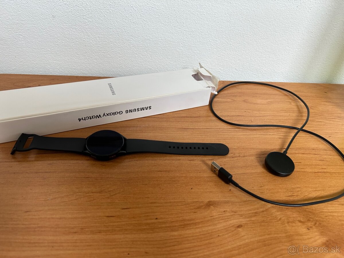 Samsung Galaxy Watch 4 - 4