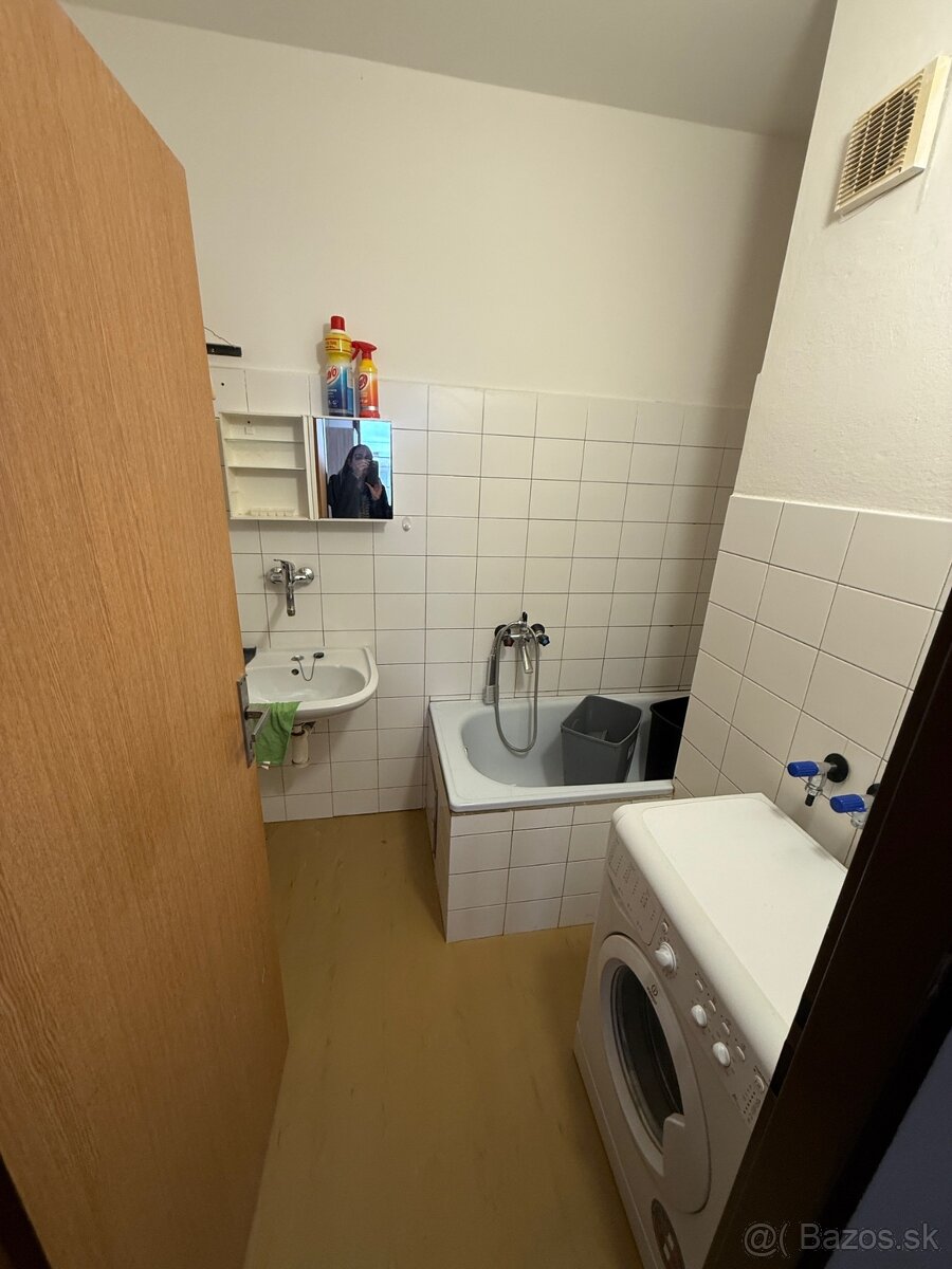 2i byt v Považskej Bystrici - 4