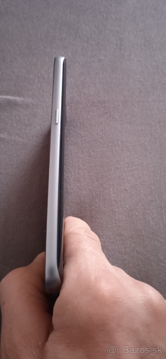 Predám Samsung Galaxy S7 3/32gb - 4