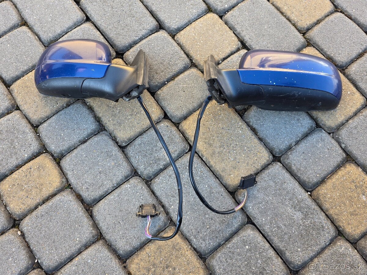 VW Passat Combi B 5,5 zadne svetla - 4