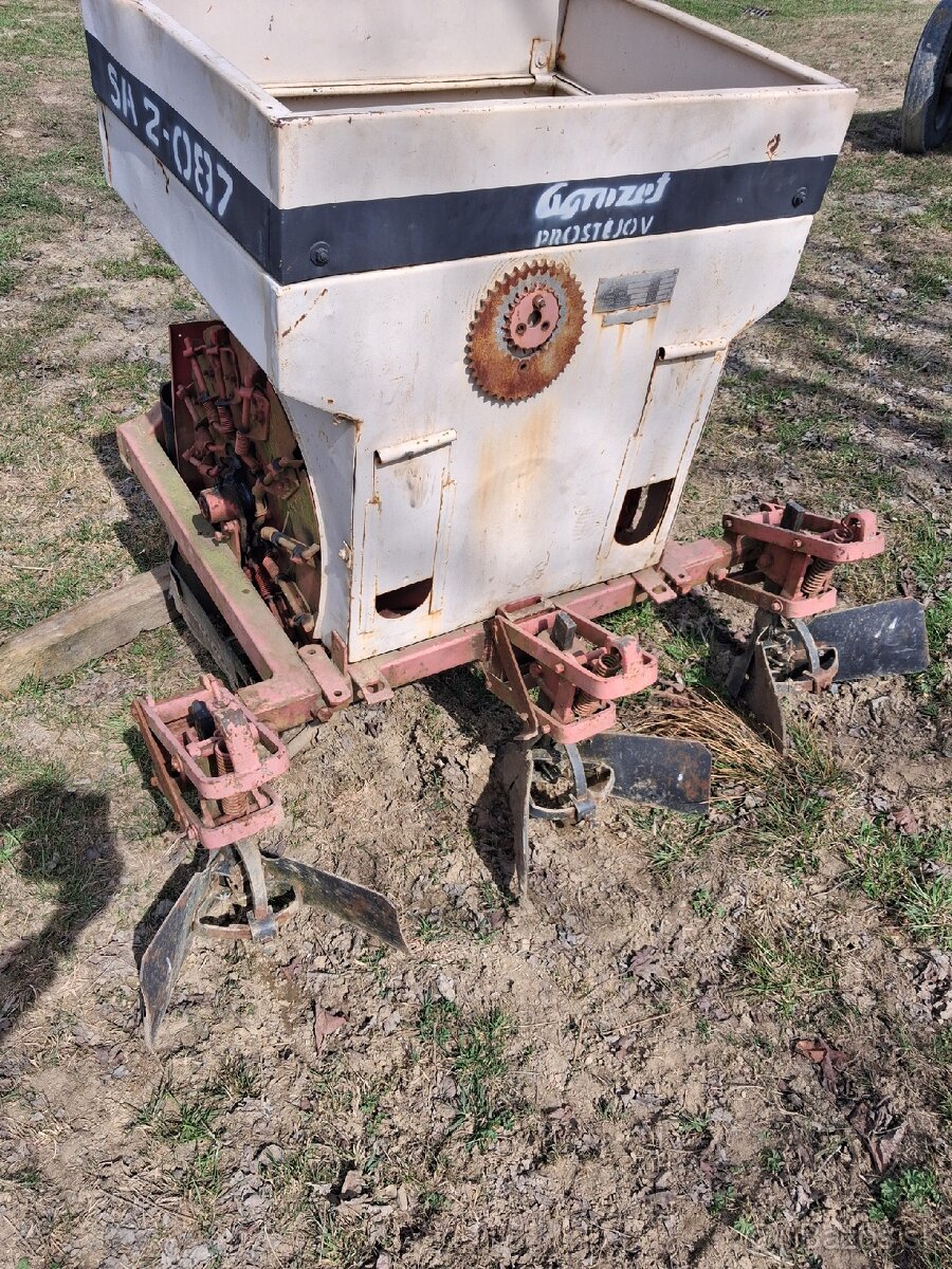 Sadzač zemiakov český SA 2 087 - 4
