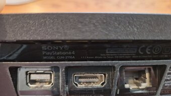 Playstation 4 Slim 1TB SSD - 4