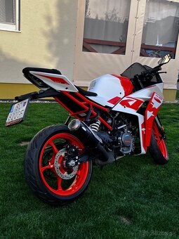 KTM RC 125 - 4