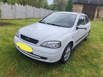 Opel ASTRA - 4