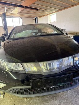 Honda civic Ufo 1.4i 1.8i rok 2007 čierna farba - 4