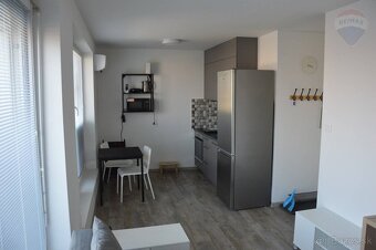 Prenájom garsónka + parkovacie miesto Nitra - 4