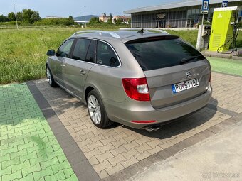 Škoda Superb Combi 1.6 TDI Greenline Elegance - 4