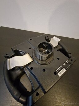 Thrustmaster Ferrari F1 volant - 4