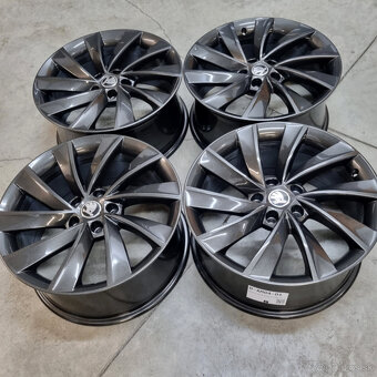 Hliníkové Škoda disky 5x112 R18 8J ET44 - 4