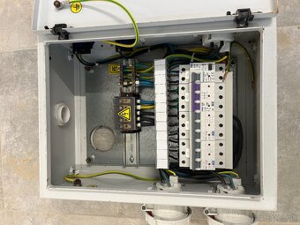 Zásuvková rozvodnica - 4