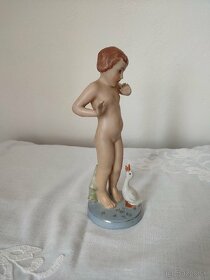 Royal dux porcelánová soška dieťa s kačkou - 4