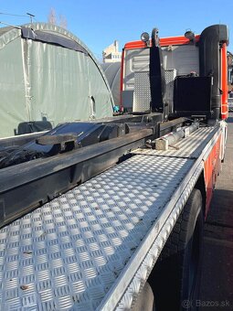 Predáme nosič kontajnerov MB Actros, 6x4 - 4