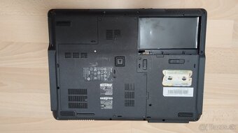 Predám notebook Acer TravelMate 5720 - 4