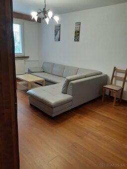 Dám do prenájmu veľký 2 izb. byt na SEVERE - 4
