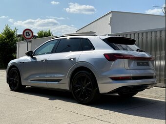 Audi E-tron 50 quattro S line ´ - 4