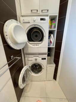 Predam prácku a sušičku Elektrolux - 4