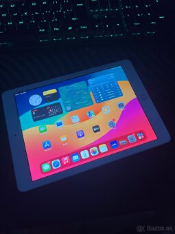 📱 iPad (6. generácia) 128 GB Wi-Fi – Space Gray – TOP STAV - 4