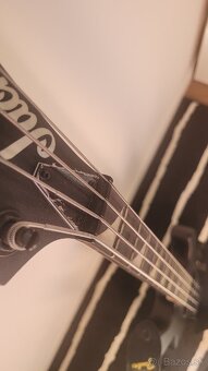 Jackson JS1X Concert Bass Minion AH FB Satin Black - 4