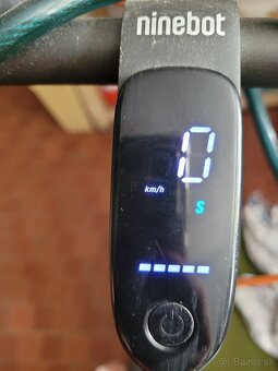 Elektrická kolobežka Ninebot - 4