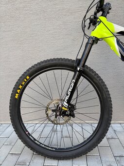 Celoodpružený Calibre Bossnut - 4