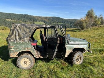 Uaz 469 - 4