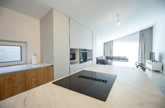 4-izb. NOVOSTAVBA RD v obci ŽLKOVCE, pozemok 844 m2 - 4