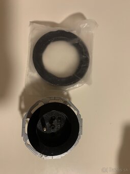 Berker vypinac, zasuvka, krytky - 4