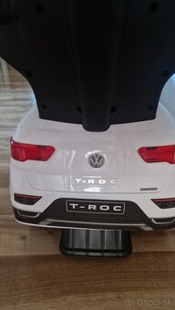 Autíčko odrážadlo - 4