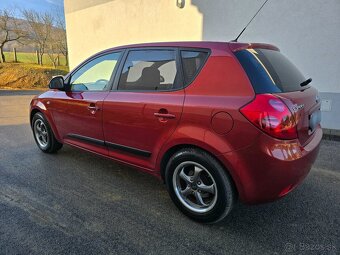 Kia Ceed 1.4benzin,95 400km,1.majiteľ,nová stk - 4