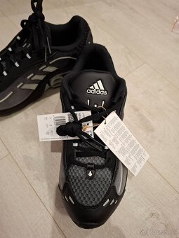Predam adidas botasky - 4