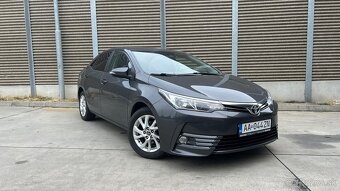 Predám Toyotu Corollu sedan, r.v. 2017, 1. Majiteľ - 4