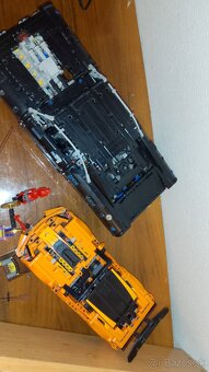 LEGO Technic  Dodge Charger, Chevrolet Corvette + 3kg mix - 4