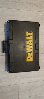 Predam buracie kladivo Dewalt - 4