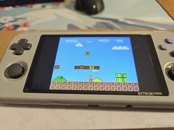 Retroid Pocket 3 - retro herná konzola s androidom - 4