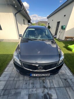 KIA Cee’d Sporty Wagon 1.6 CRDi EX - 4