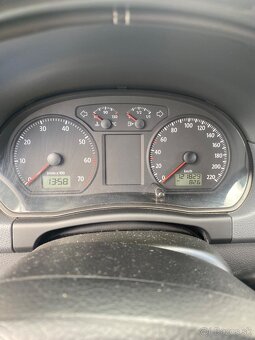 Volkswagen Polo 1.2 Benzín - 4