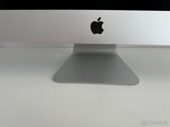 Apple iMac 27” Retina 5k 2017 / i7 / 40GB RAM / Radeon - 4