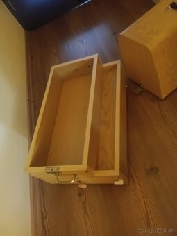 Kryt na šijací stroj. - 4