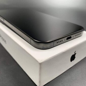Apple iPhone 15 pro max 256 GB - 4