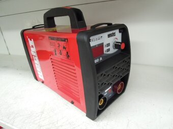 Zvárací invertor Hecht 1828 - 4