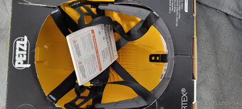 prilba Petzl Vertex - žltá - nová - 4