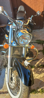 suzuki intruder 800 - 4