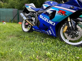SUZUKI GSXR 600 K4 - 4