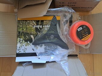 Predám krovinorez Riwall PRO REB 1223 - 4