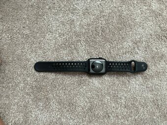 Apple watch SE 2022 x Nike - 4