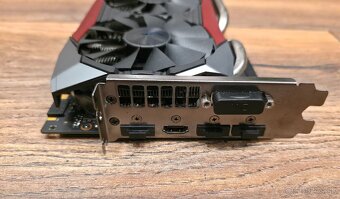 Asus Strix GeForce GTX 980 Ti 6GB - 4