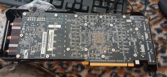 Radeon R9 390 8gb poskodena - 4