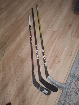 Predám výstroj na hokej juniorskú - 4