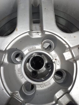 Predám sadu diskou Ford R15 plus letné pneu - 4